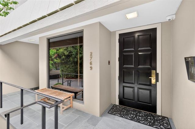 2769 Peachtree Road NE 10, Atlanta, GA 30305