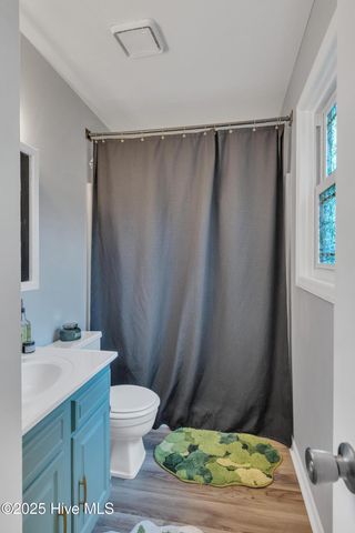 221 Woodcrest Court, Jacksonville, NC 28540