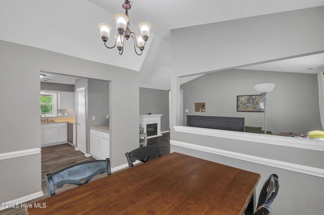 221 Woodcrest Court, Jacksonville, NC 28540