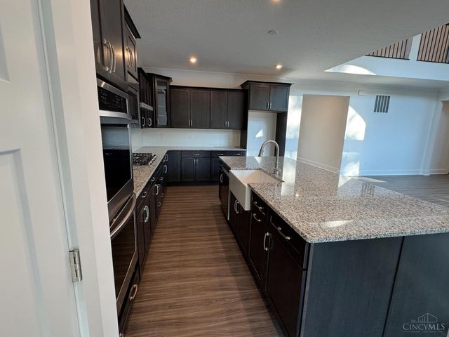 5825 Carriage Meadows Drive, Liberty Twp, OH 45011