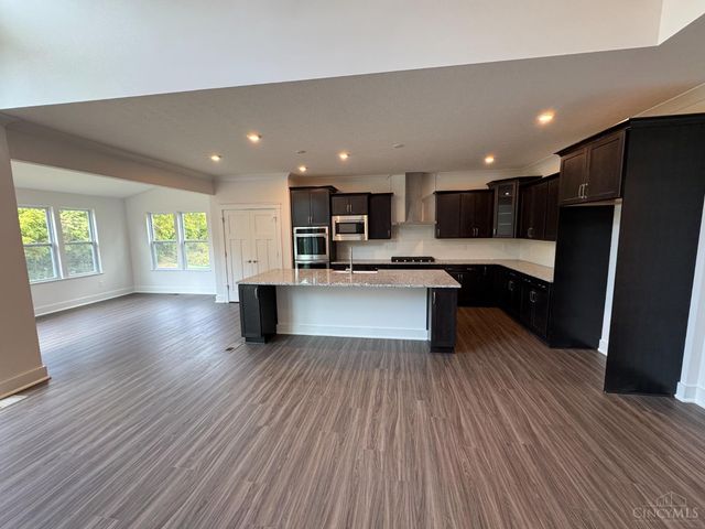 5825 Carriage Meadows Drive, Liberty Twp, OH 45011