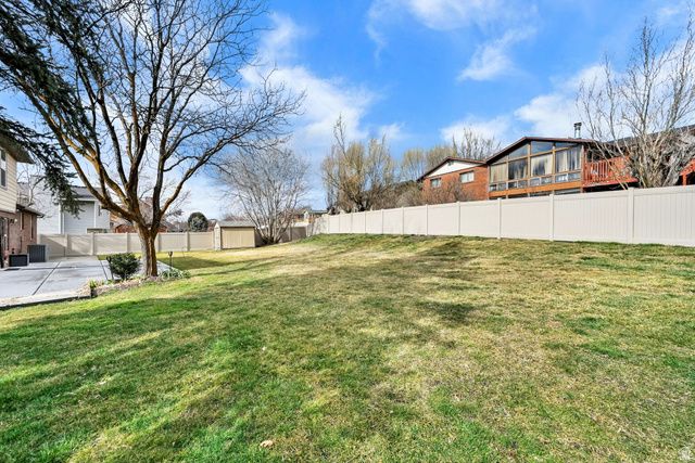 1843 E HAYES DR, Layton, UT 84040