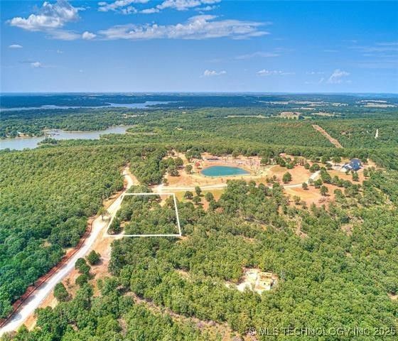35 Patriot Pointe, Eufaula, OK 74432