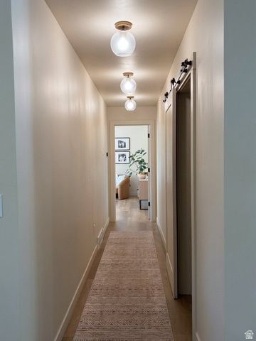 9652 S 2720 E, Sandy, UT 84092