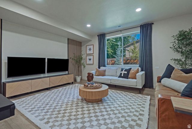 9652 S 2720 E, Sandy, UT 84092