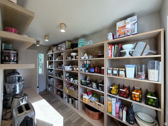 9652 S 2720 E, Sandy, UT 84092