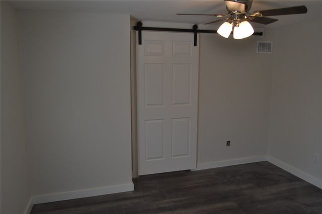 608 S Loving Avenue, Sherman, TX 75090