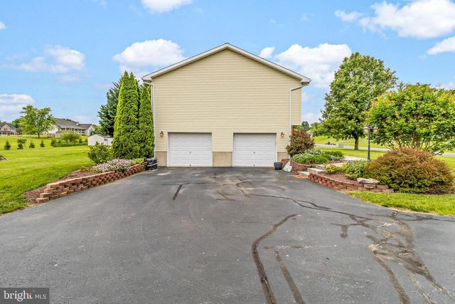 362 SUDLEY LANE, Martinsburg, WV 25403