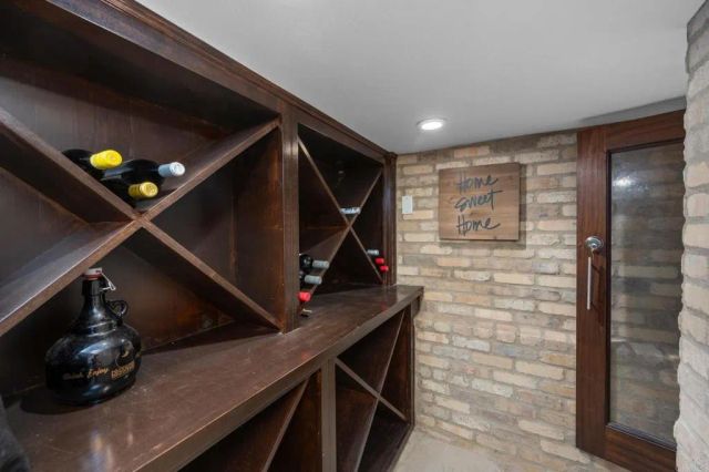 2122 Del Mar Heights Road, Del Mar, CA 92014