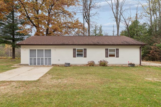 5626 S Jeffs Rd Road B, Butterfield Twp, MI 49667