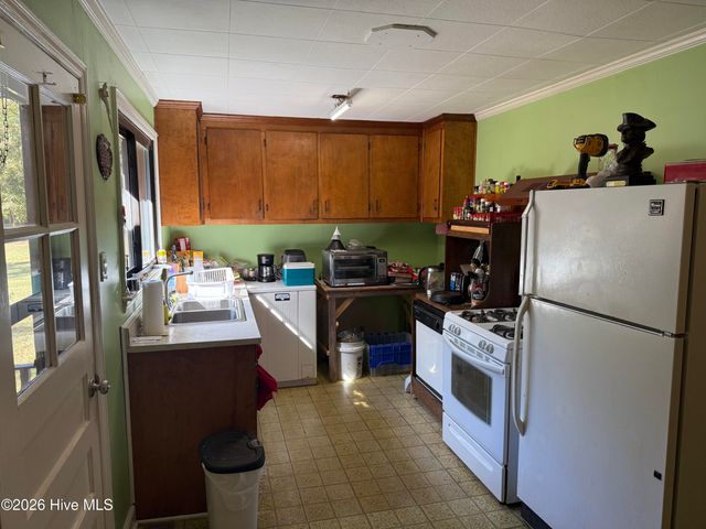 119 Bessie Road, Carthage, NC 28327