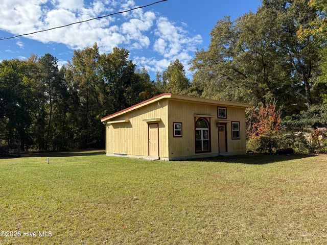 119 Bessie Road, Carthage, NC 28327