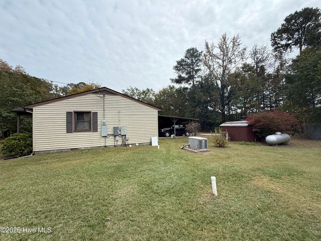 119 Bessie Road, Carthage, NC 28327