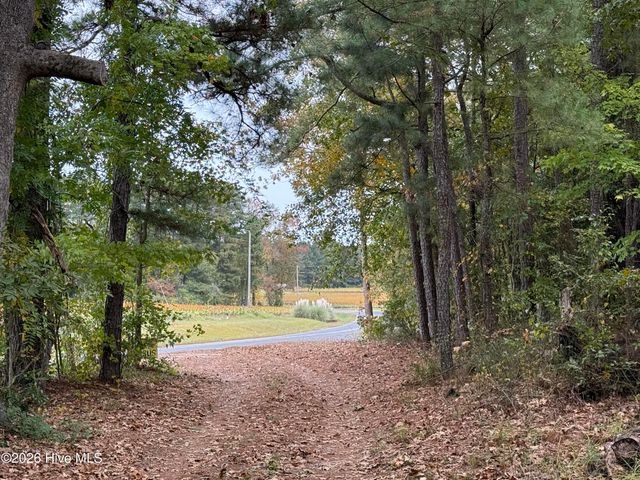 119 Bessie Road, Carthage, NC 28327