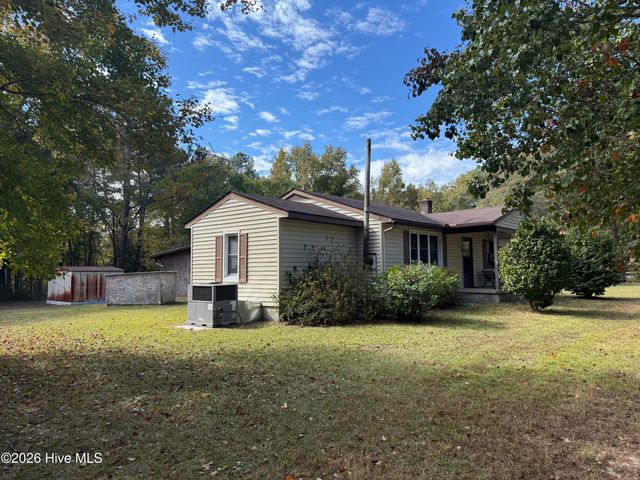 119 Bessie Road, Carthage, NC 28327