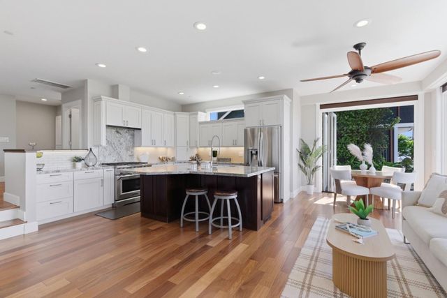 2974 E Cliff Drive, Santa Cruz, CA 95062