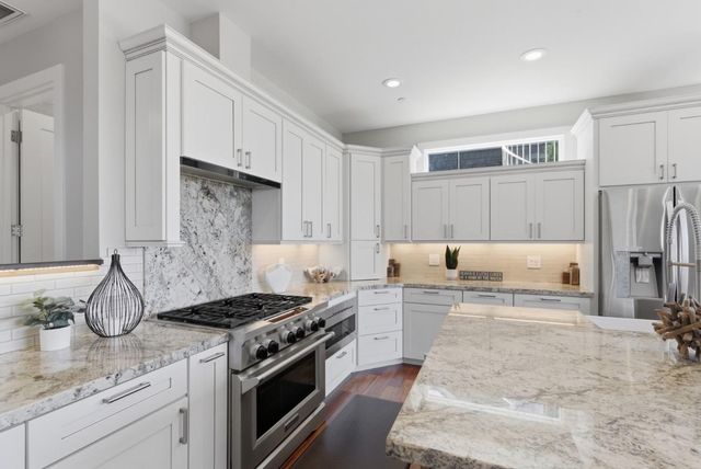 2974 E Cliff Drive, Santa Cruz, CA 95062