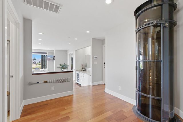 2974 E Cliff Drive, Santa Cruz, CA 95062