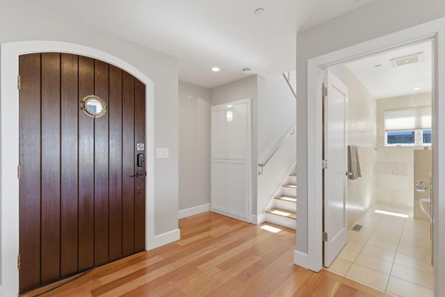 2974 E Cliff Drive, Santa Cruz, CA 95062