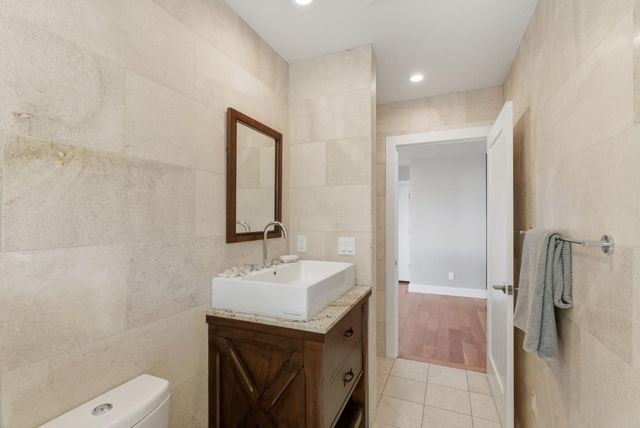 2974 E Cliff Drive, Santa Cruz, CA 95062