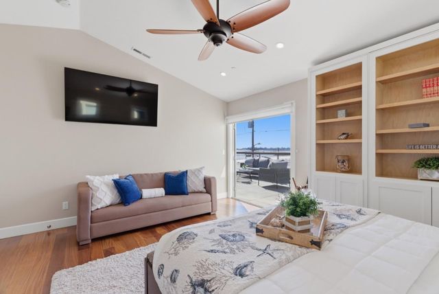 2974 E Cliff Drive, Santa Cruz, CA 95062