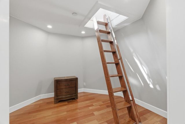 2974 E Cliff Drive, Santa Cruz, CA 95062