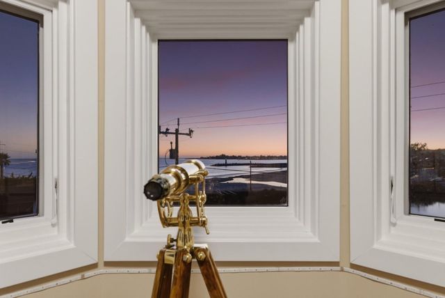 2974 E Cliff Drive, Santa Cruz, CA 95062