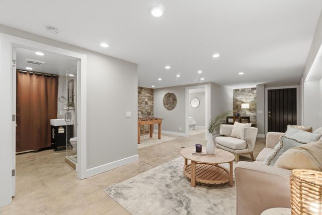 2974 E Cliff Drive, Santa Cruz, CA 95062