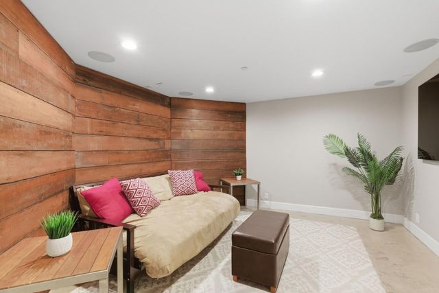 2974 E Cliff Drive, Santa Cruz, CA 95062