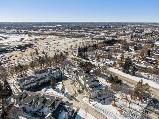 12883 82nd Place N, Maple Grove, MN 55369