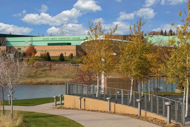 12883 82nd Place N, Maple Grove, MN 55369