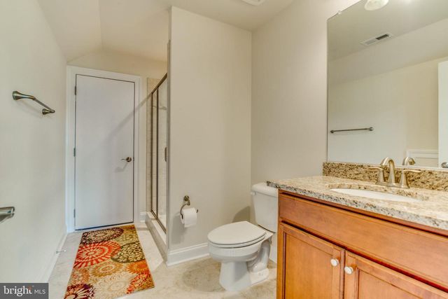 1751 TYSONS CREST LN, Vienna, VA 22182