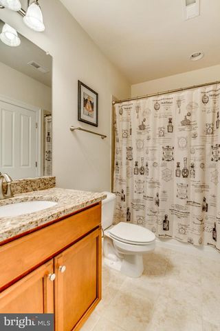 1751 TYSONS CREST LN, Vienna, VA 22182