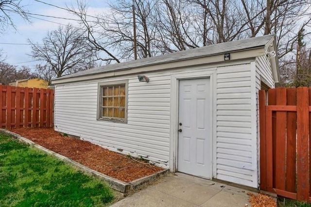 1000 Kiowa Street, Leavenworth, KS 66408