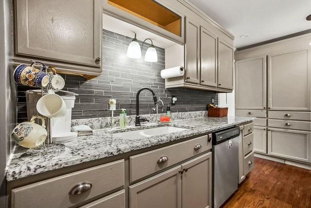 1000 Kiowa Street, Leavenworth, KS 66408