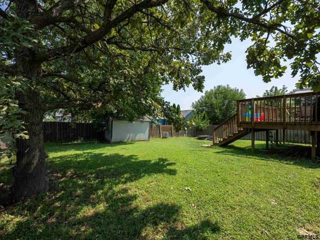 5017 N 129 Street, Omaha, NE 68164