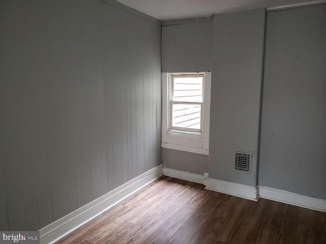 30 MONTGOMERY PL, Trenton, NJ 08618