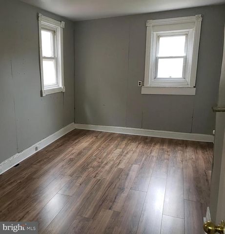 30 MONTGOMERY PL, Trenton, NJ 08618