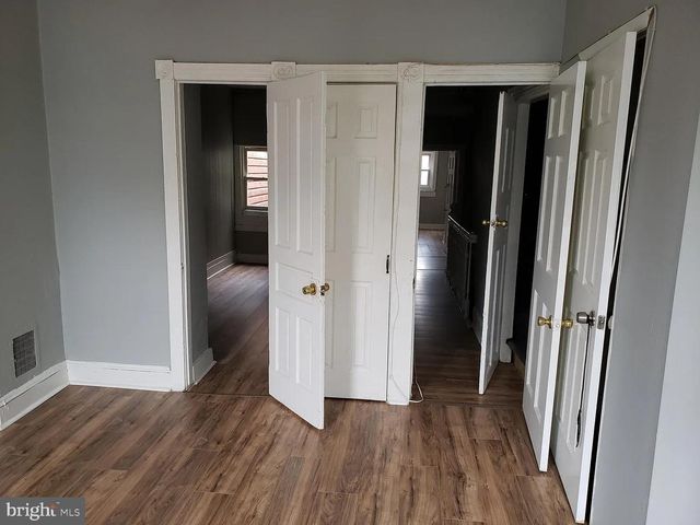 30 MONTGOMERY PL, Trenton, NJ 08618