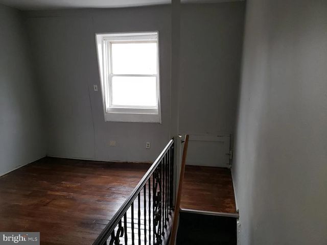 30 MONTGOMERY PL, Trenton, NJ 08618