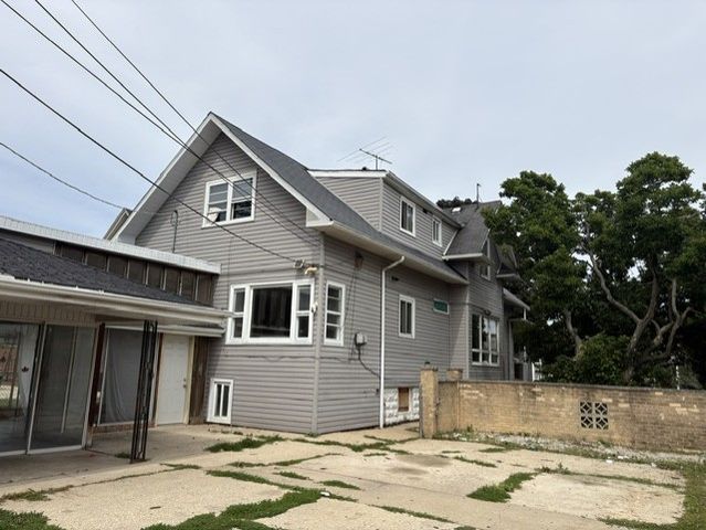 806 N 20th Avenue, Melrose Park, IL 60160
