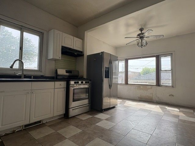 806 N 20th Avenue, Melrose Park, IL 60160
