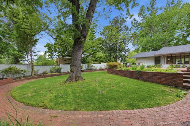 4123 S Victor Court, Tulsa, OK 74105