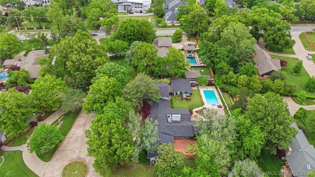 4123 S Victor Court, Tulsa, OK 74105