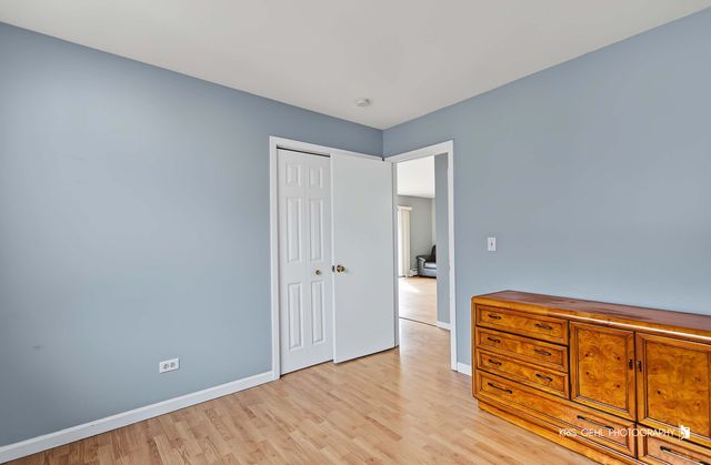 1319 N Baldwin Court 2B, Palatine, IL 60074