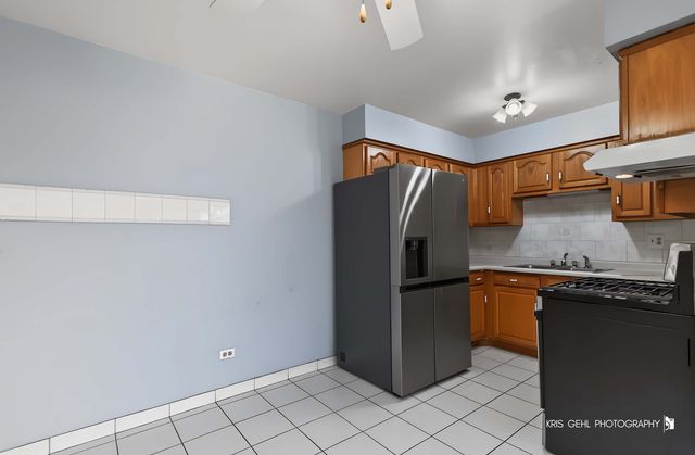 1319 N Baldwin Court 2B, Palatine, IL 60074