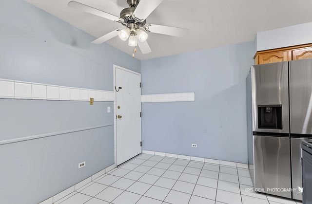 1319 N Baldwin Court 2B, Palatine, IL 60074