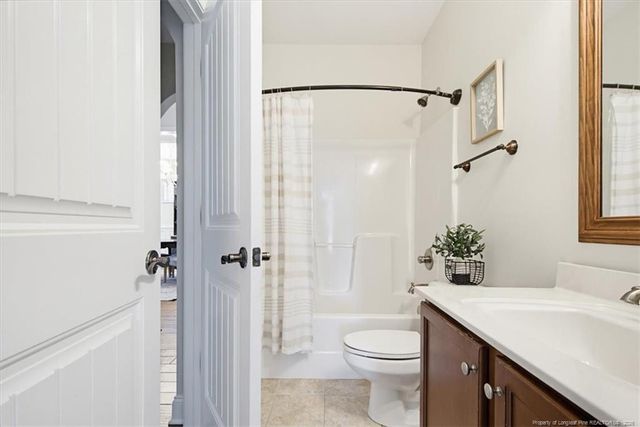 135 Valley Stream Road, Spring Lake, NC 28390
