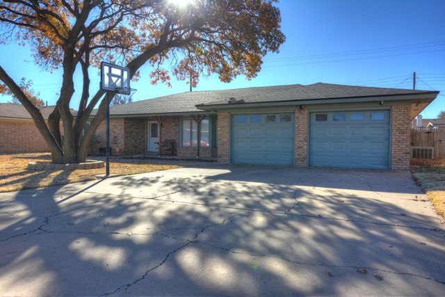 815 7th Street, Wolfforth, TX 79382