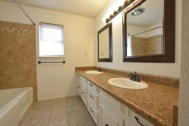 815 7th Street, Wolfforth, TX 79382